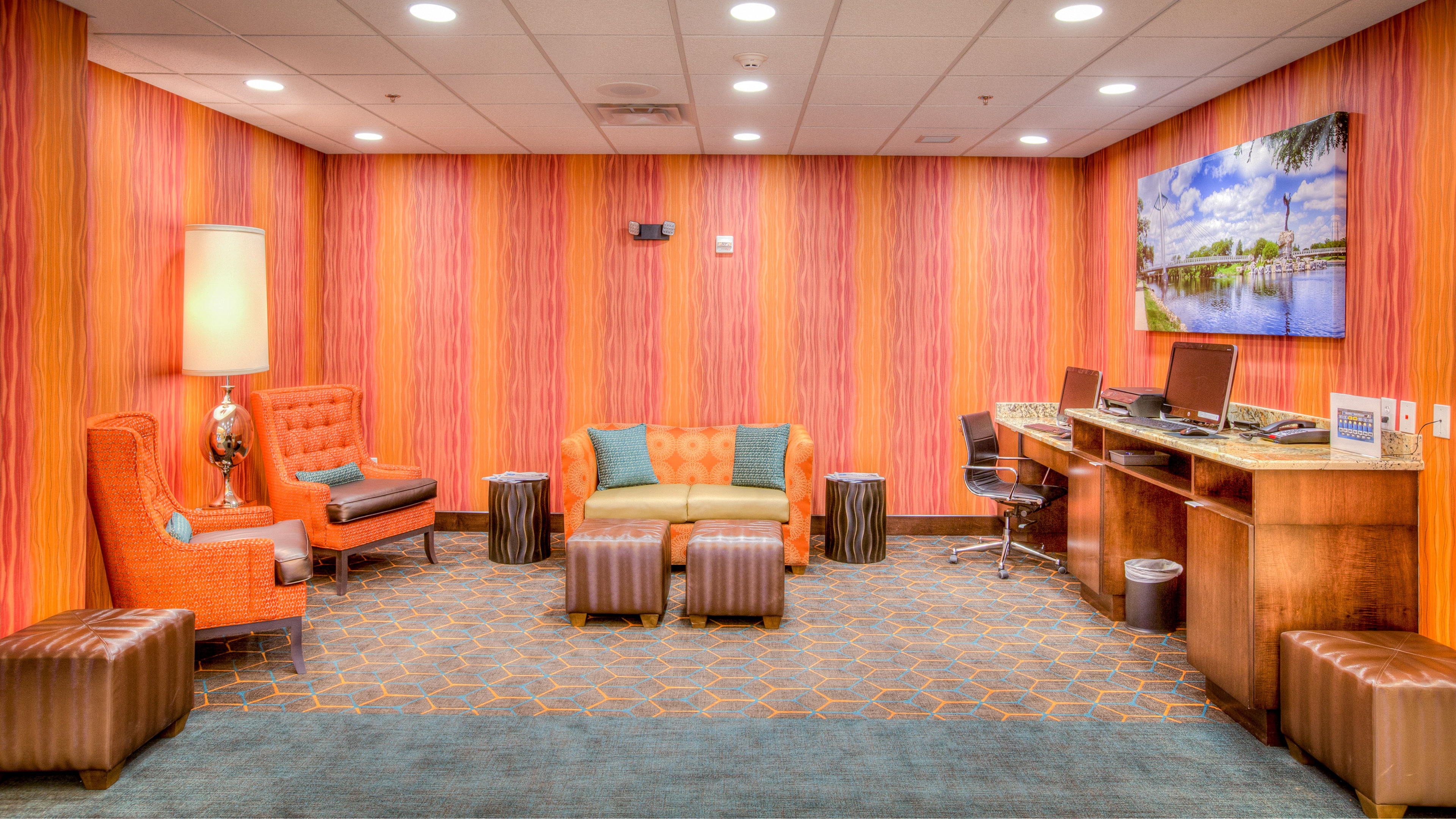 Holiday Inn Express Wichita South 33/59