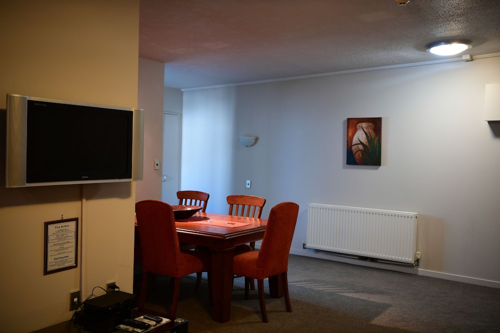 City Central Motel Apartments 27/28