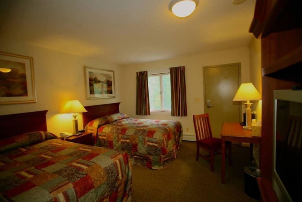 Family Suite, 2 Double and Twin Beds