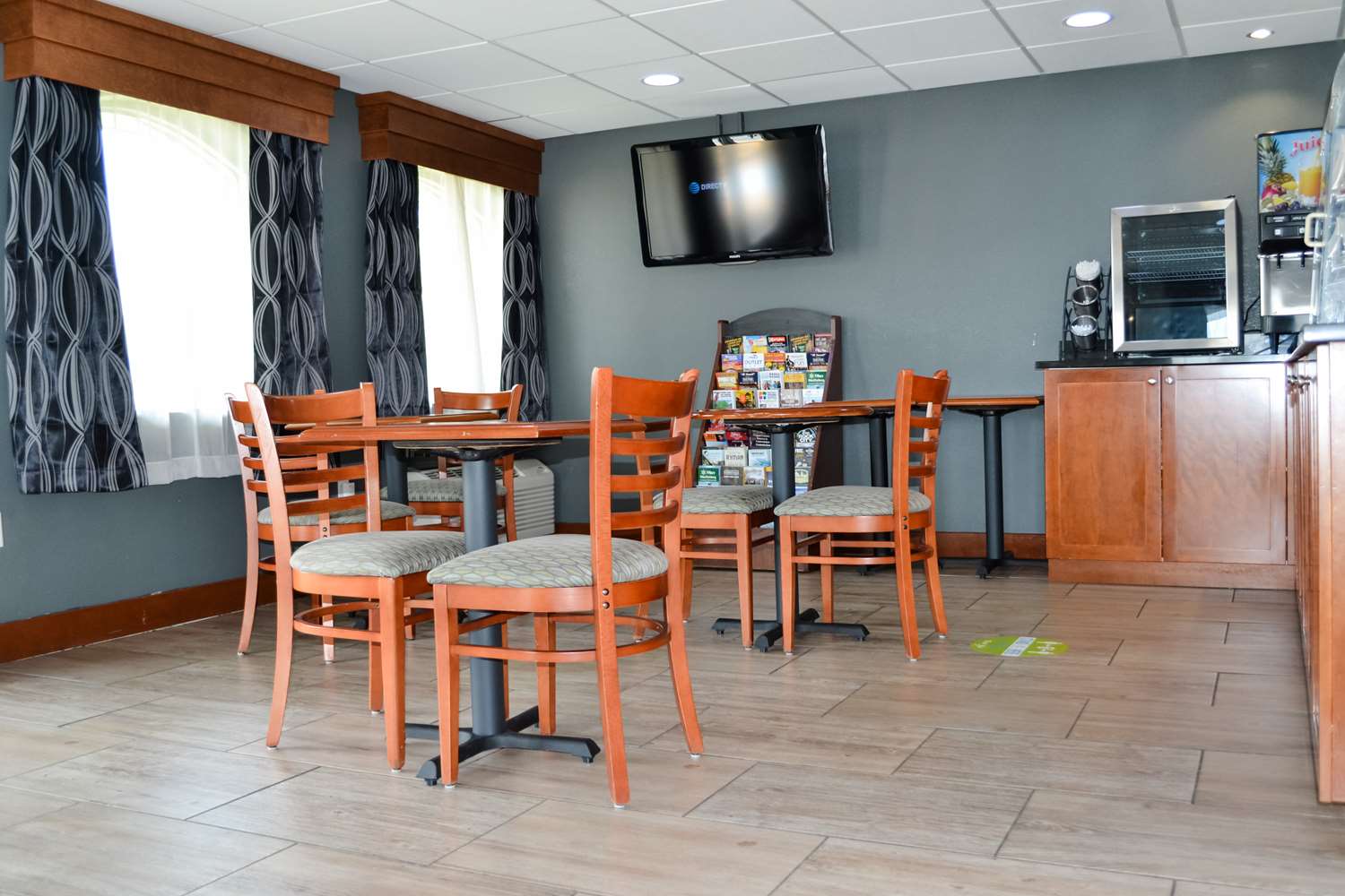 Surestay Hotel By Best Western Bowling Green North 18/25