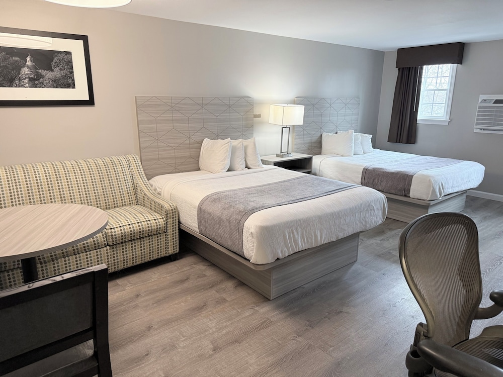 Basic, Double Bed, Knights Inn Danvers 3/10