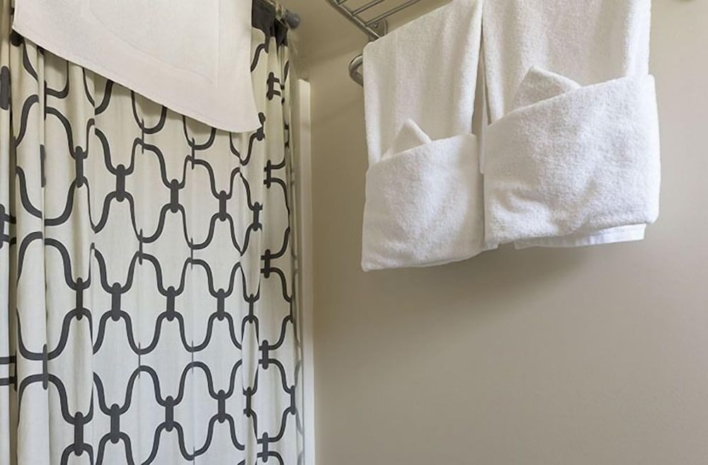 Rehoboth Guest House 24/50