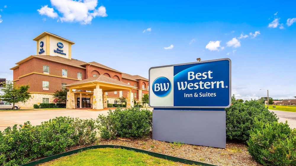 Best Western Red River Inn & Suites 1/35