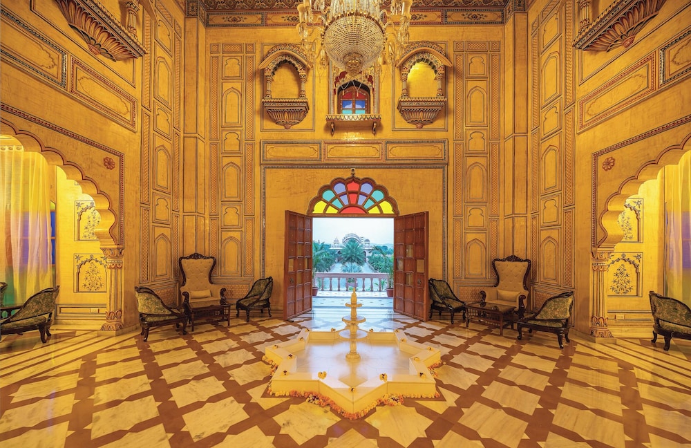 R Chandras Palace 18/42