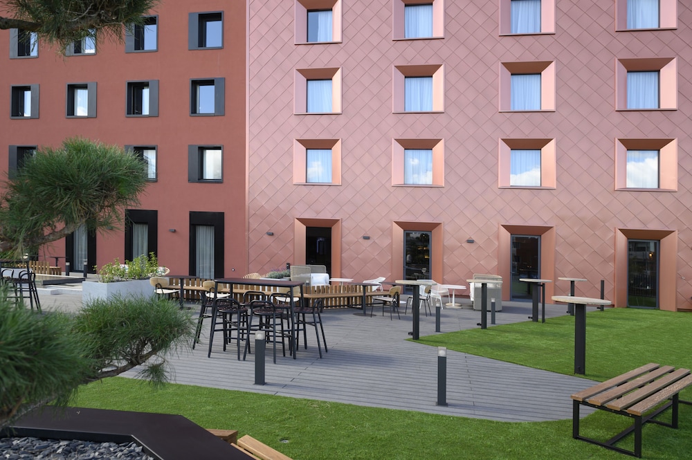 Novotel Saint Etienne Centre Gare Chateaucreux 61/65