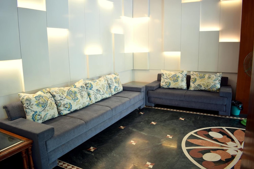 SRTC Hotel Aspire 19/28