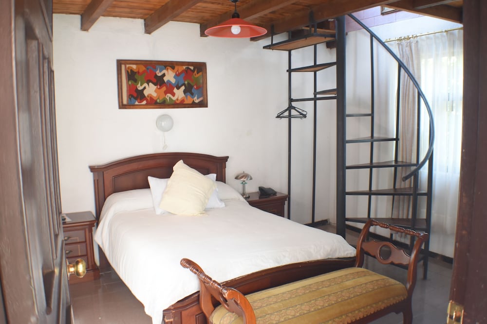 Hosteria Casa Giralda 28/64