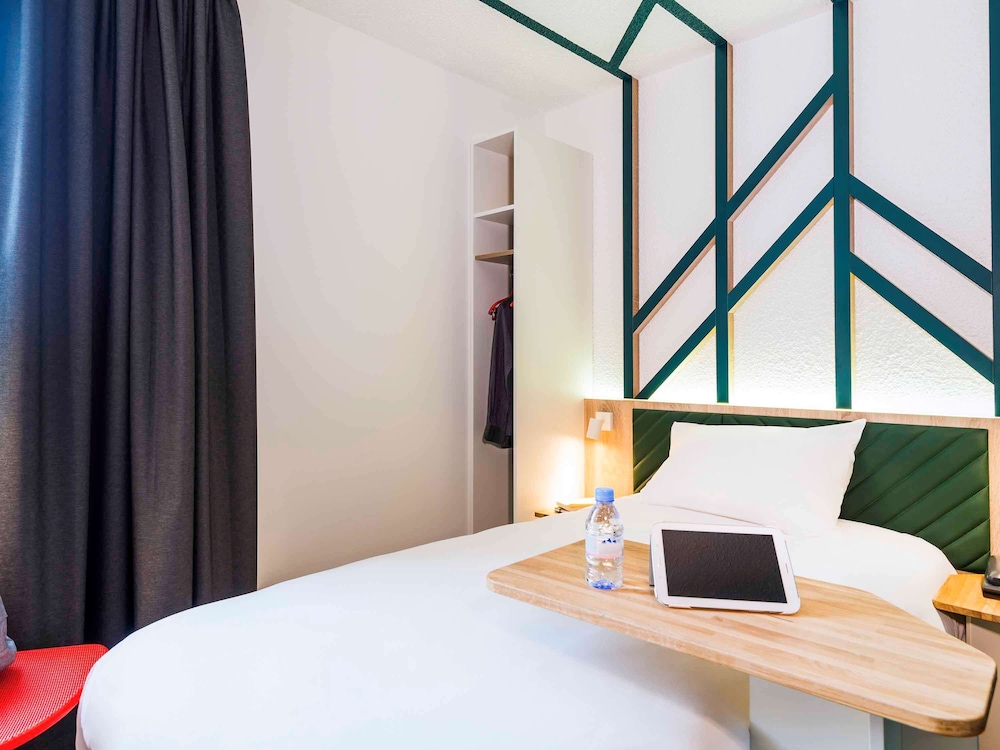 Ibis Styles Rouen Val-de-Reuil 22/78