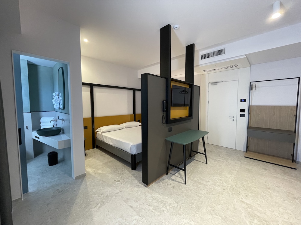 Sud Beach Hotel 32/53