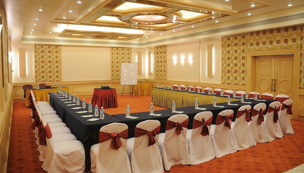 COMFORT INN VIJAY RESIDENCY 33/42