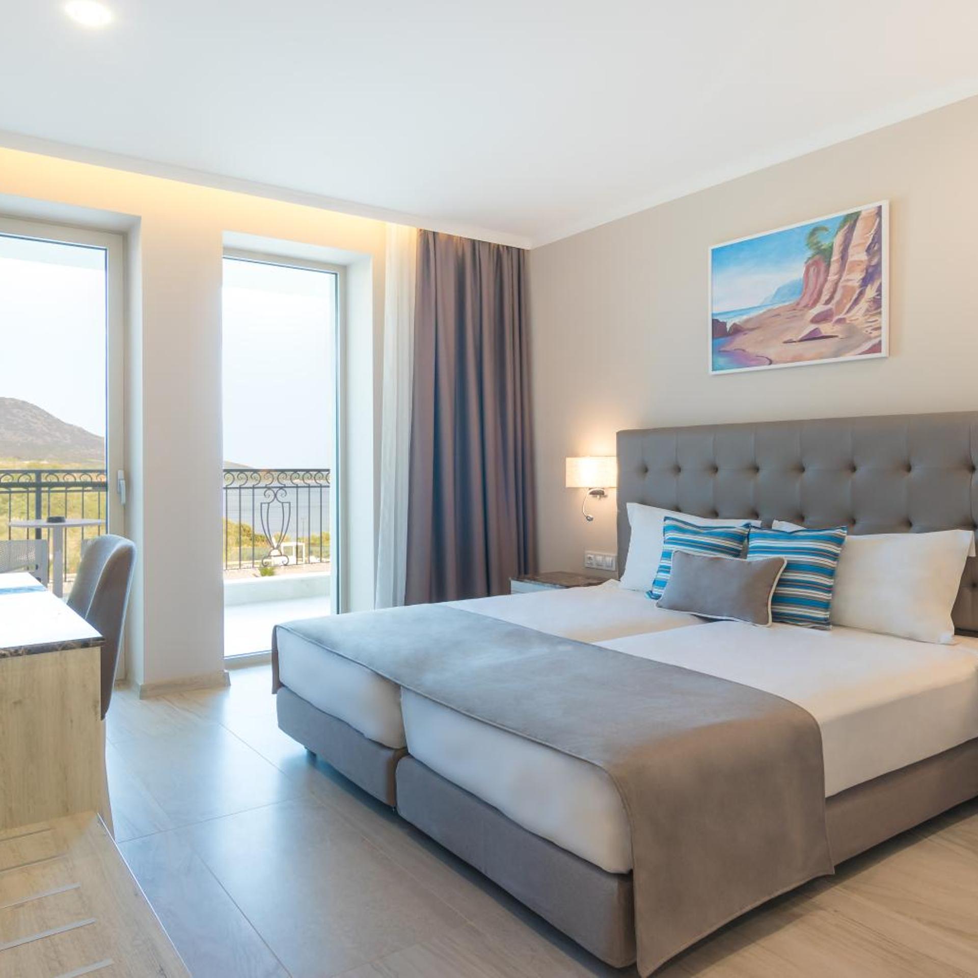 Room at King Maron Beach Hotel & Spa, Maroneia-Sapes