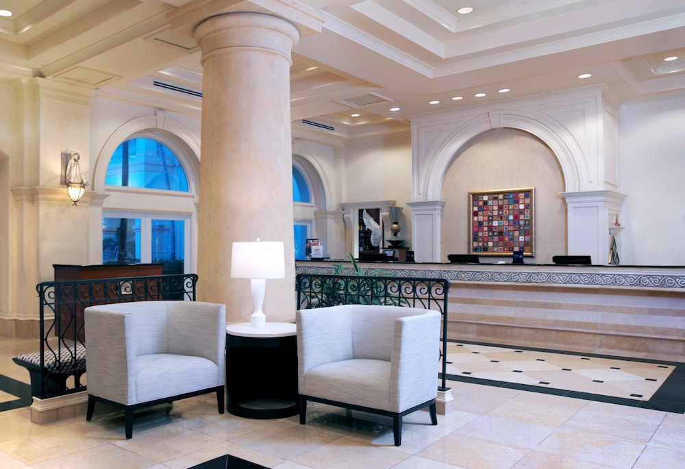 Hilton Naples 6/66