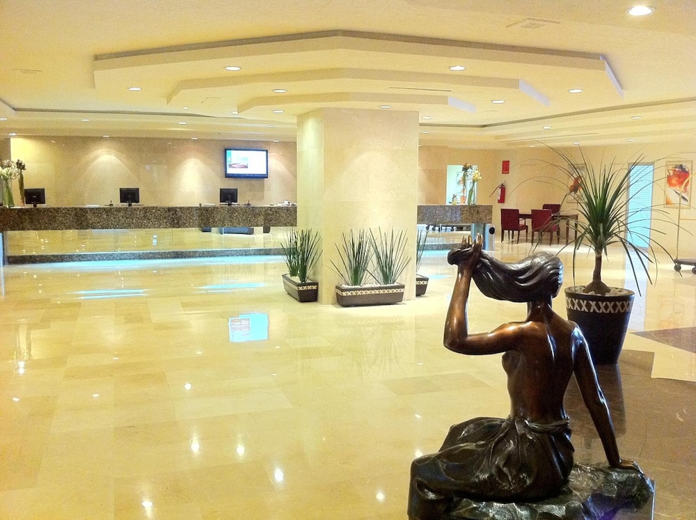 Del Prado Hotel 5/69