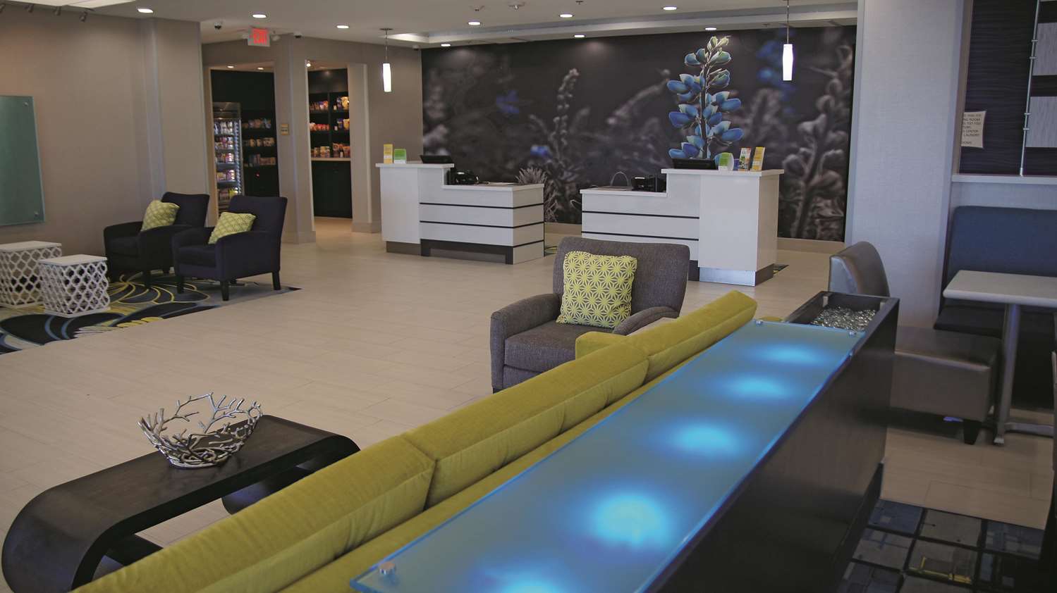 La Quinta Inn And Suites Odessa North Sienna Tower 15/29