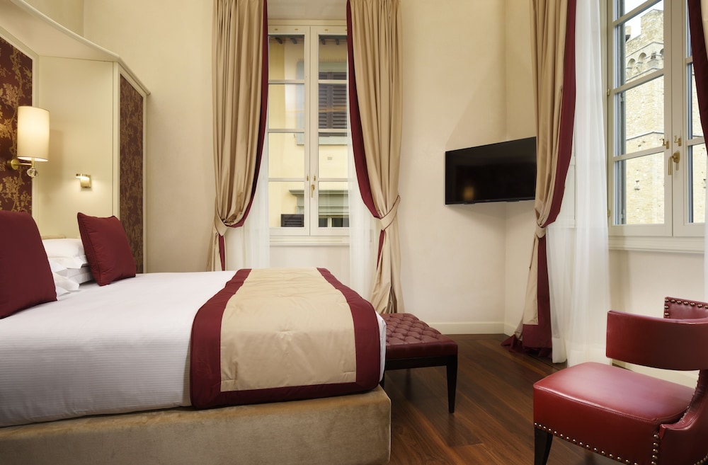 Hotel San Firenze Suites And Spa 24/75