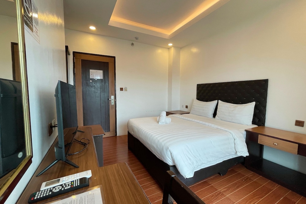 Diamond Spring Hotel 24/51