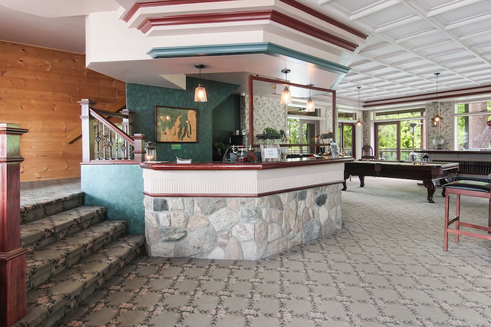 Stone Waters Inn 6/21
