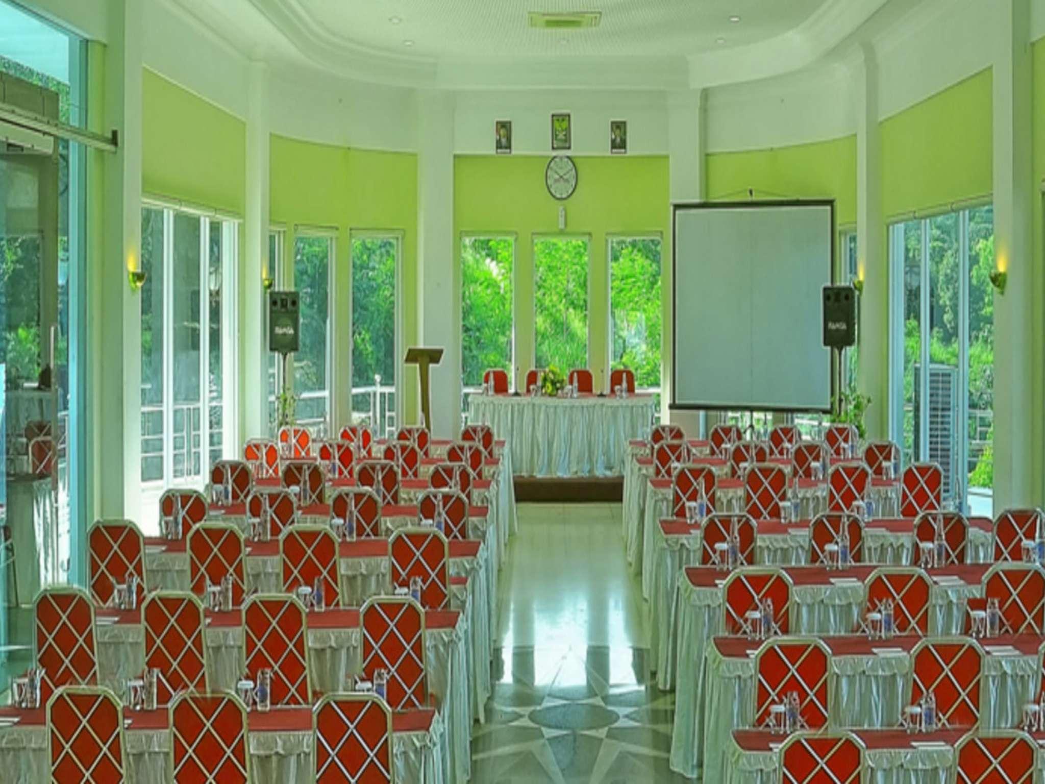 Braja Mustika Hotel Bogor 24/36