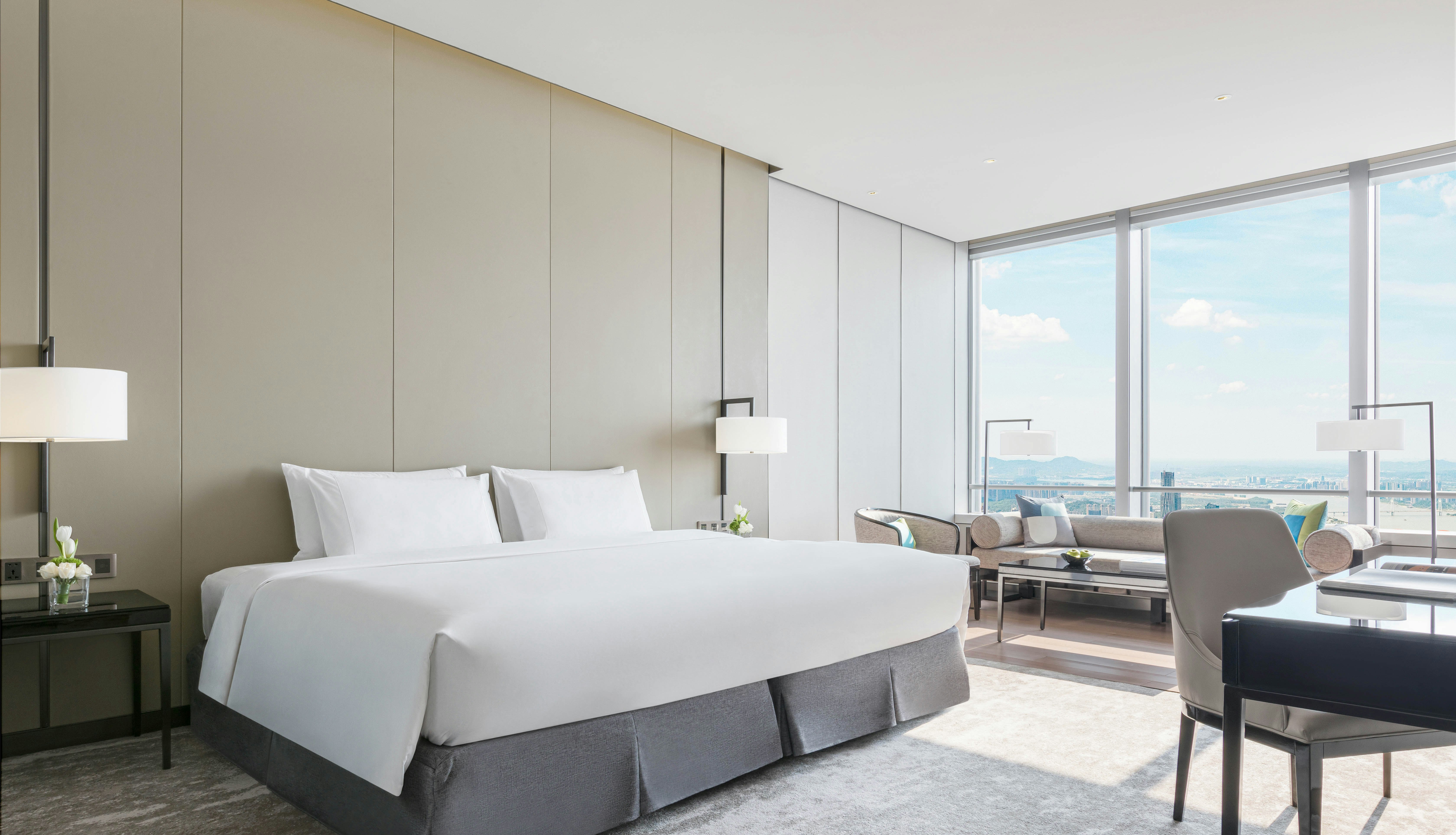 N1, Deluxe, King Bed, River View