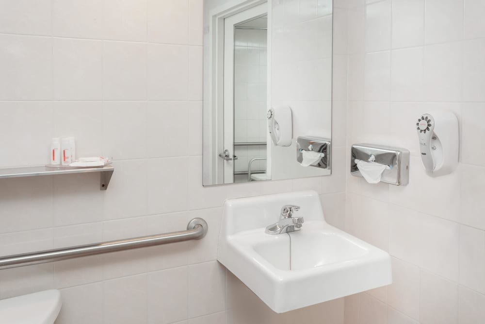 Ramada by Wyndham Hammond Hotel & Conference Center 15/42
