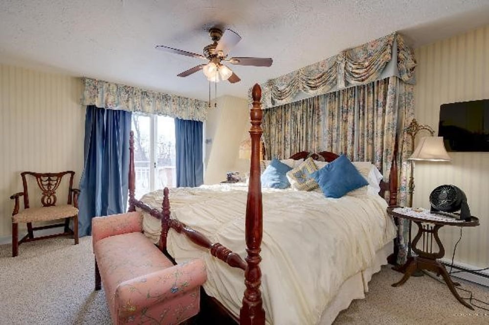 Heathwood Inn 12/39