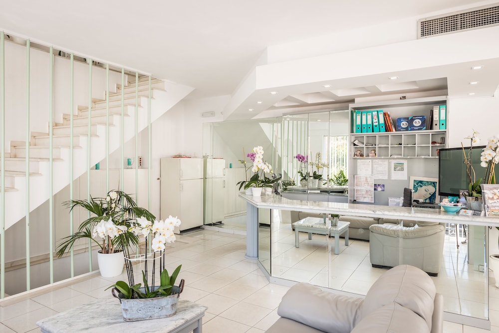 Kristall Suites 5/29