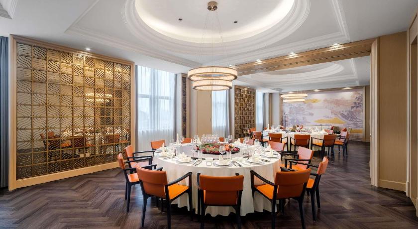 Grand Mercure Wuxi Huishan 58/76