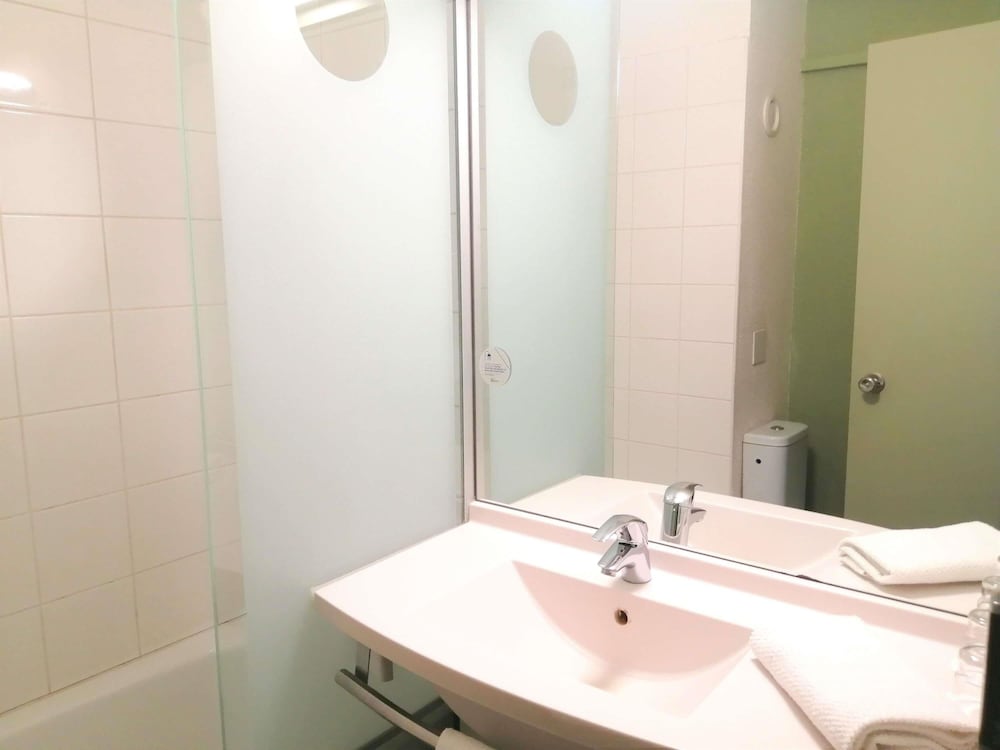 Ibis Budget Poitiers Sud 56/57