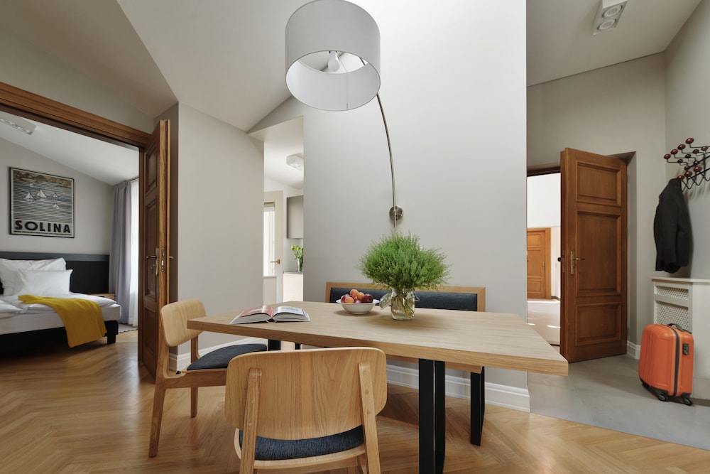 Stradonia Serviced Apartments 57/76