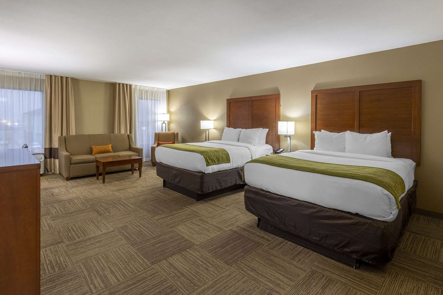 Upgrade, Suite, 2 Queen Beds