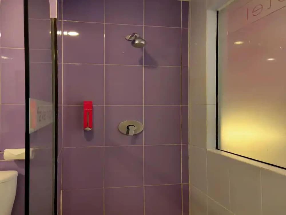 favehotel Kusumanegara 34/34