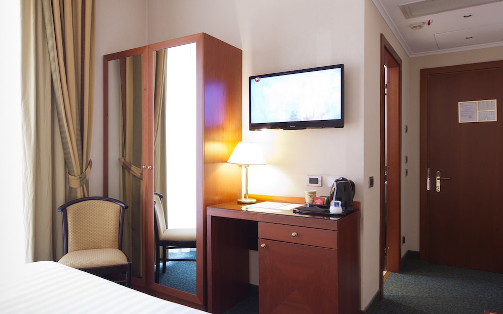 Garner Hotel Rome Aurelia by IHG 52/64