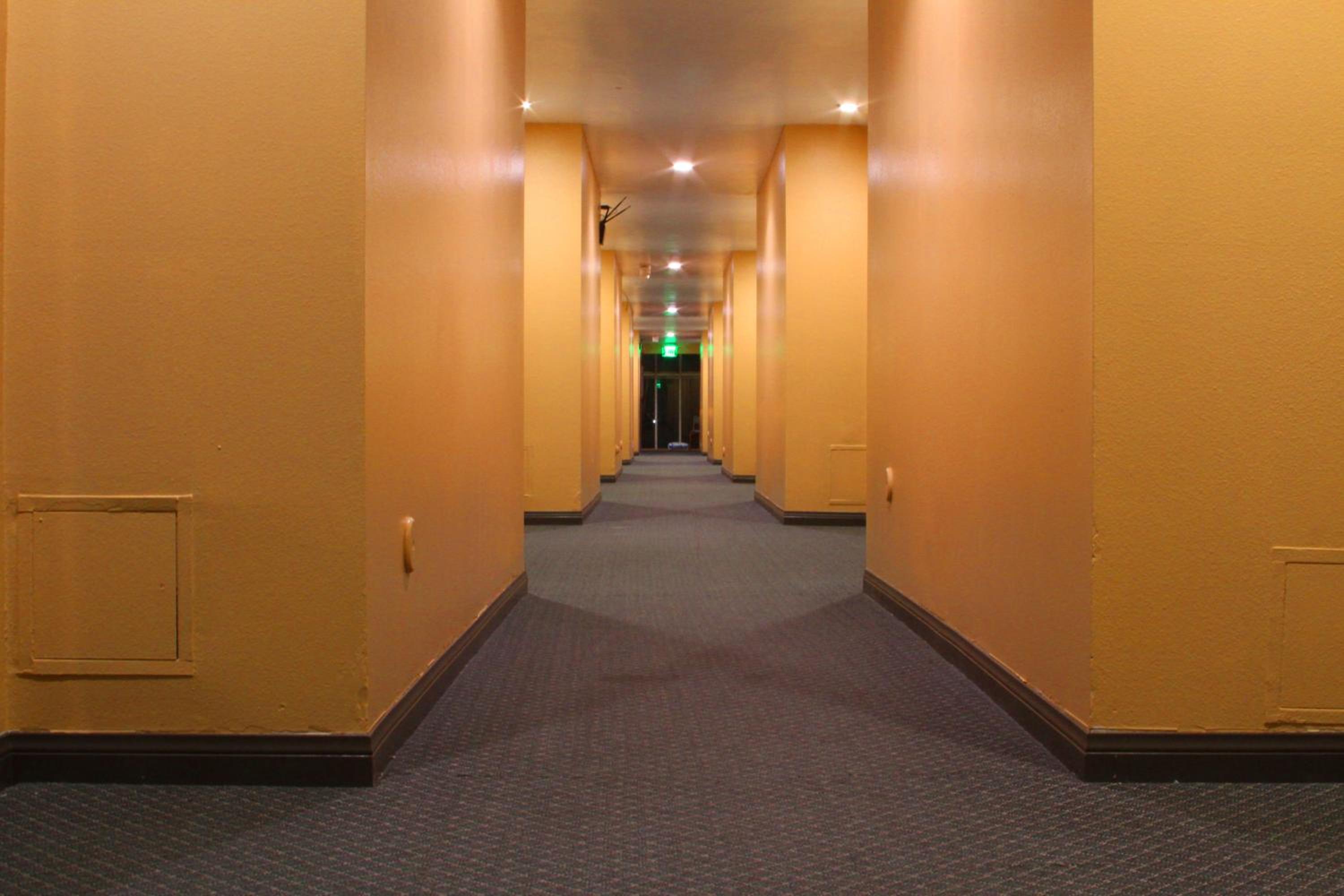 Redondo Beach Inn 51/61