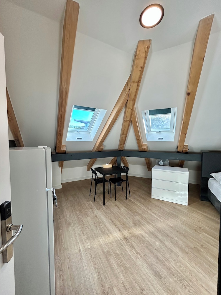 Figaro Suites 28/43