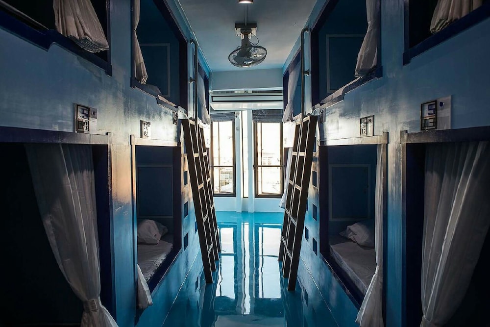 The Port Hostel By Suwatchai 34/50