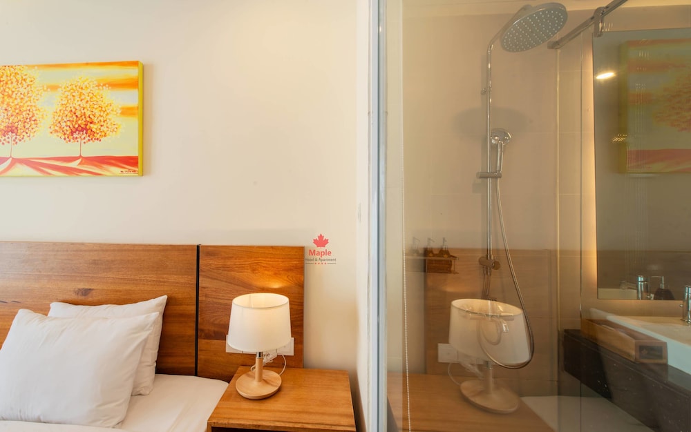 Maple Hotel Apartment 48/50