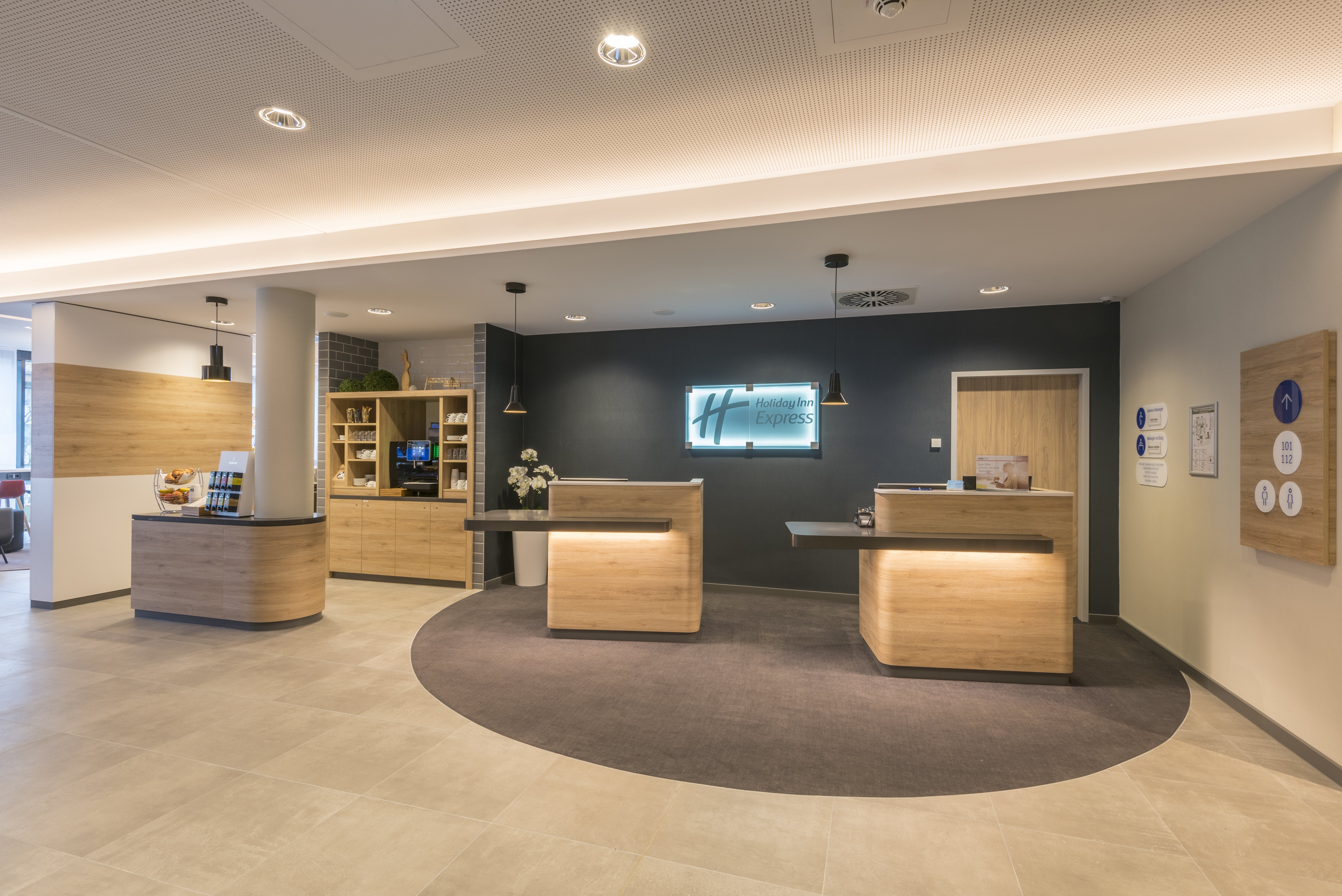 Holiday Inn Express Wuppertal Hauptbahnhof 8/58