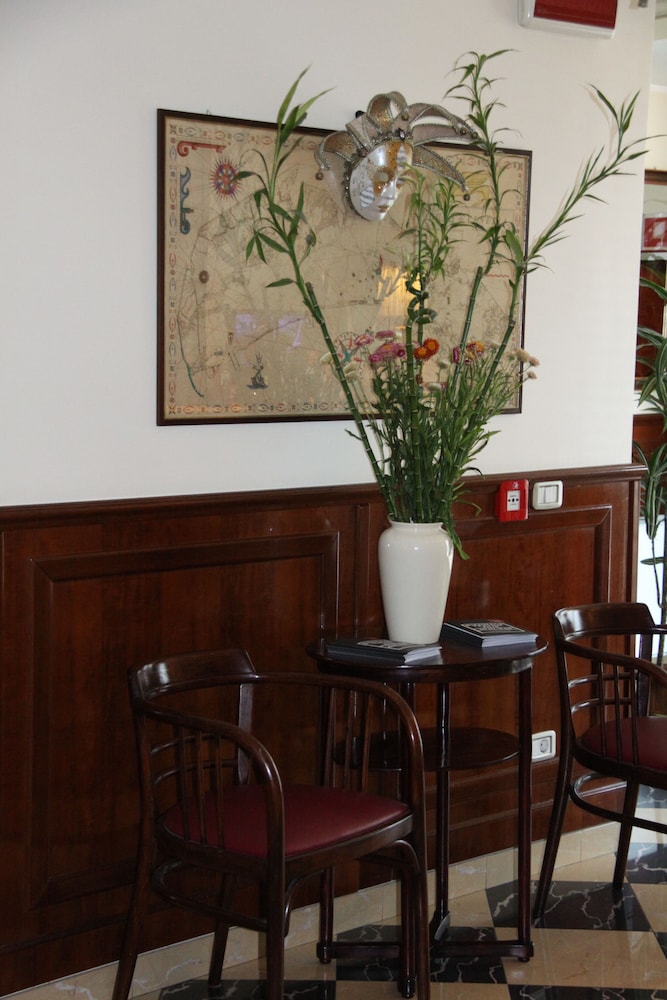 Regit Hotel 27/34