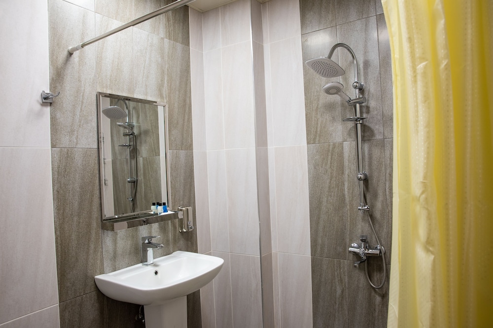 Sebail Inn Hotel 45/50