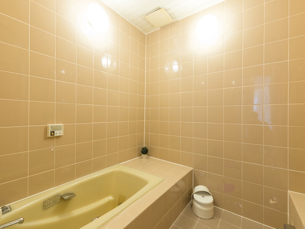 Hotel Nizi 40/41