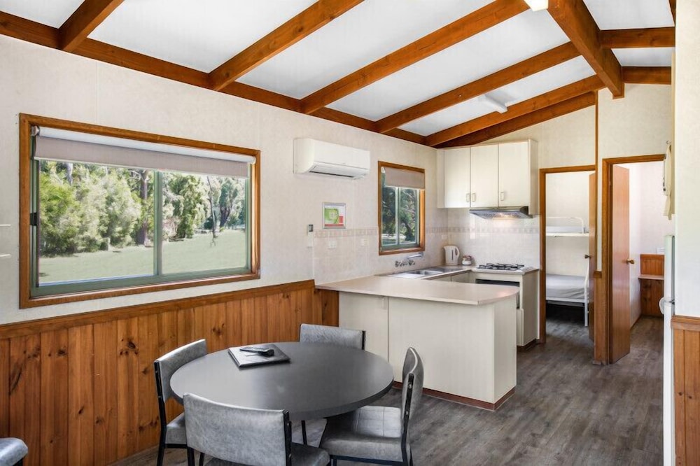 Breeze Holiday Parks Grampians 28/48