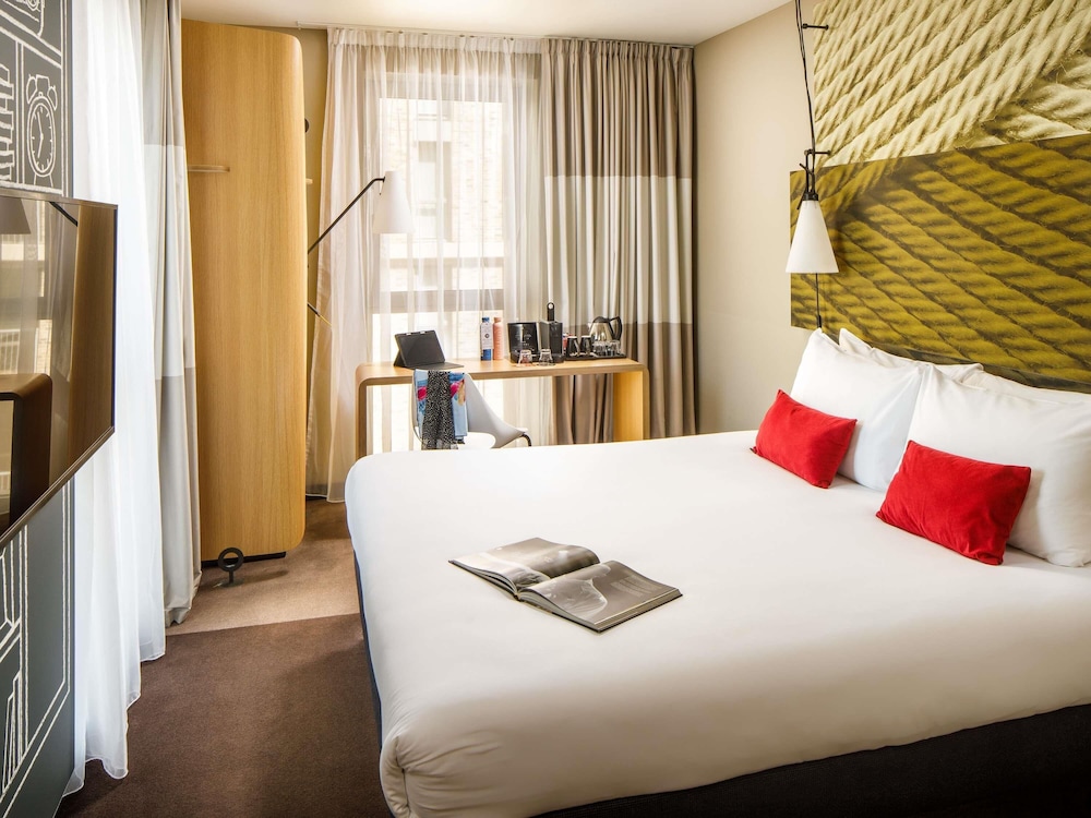 SUPERIOR, DOUBLE BED
