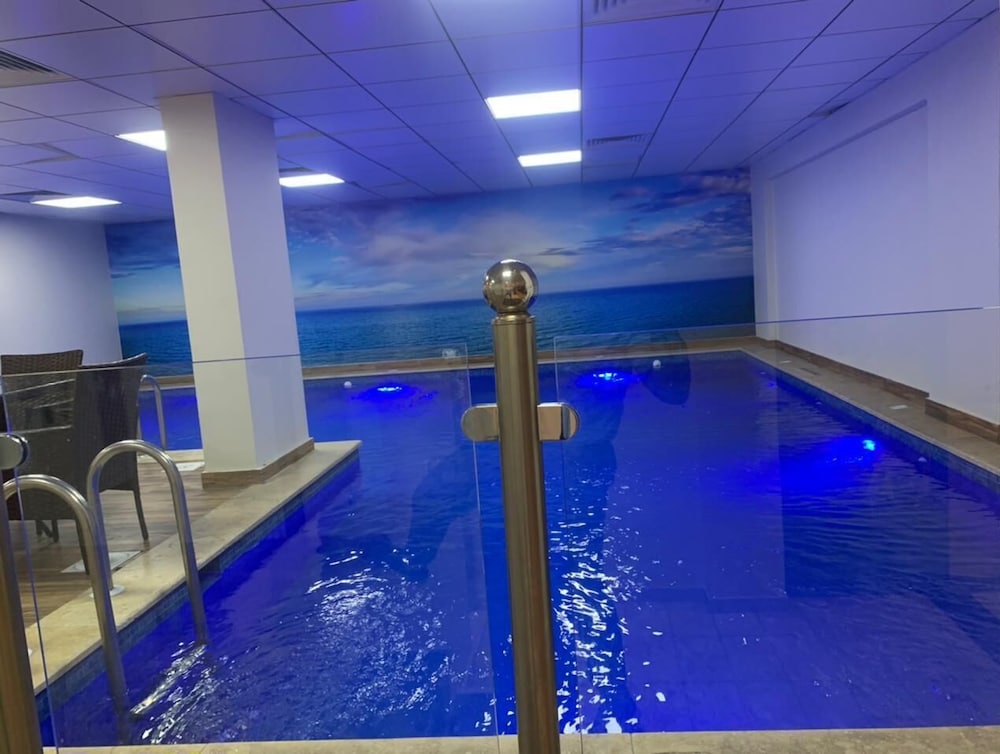 فندق كابيتال أو 162 برزين(Brzeen Hotel) 27/50