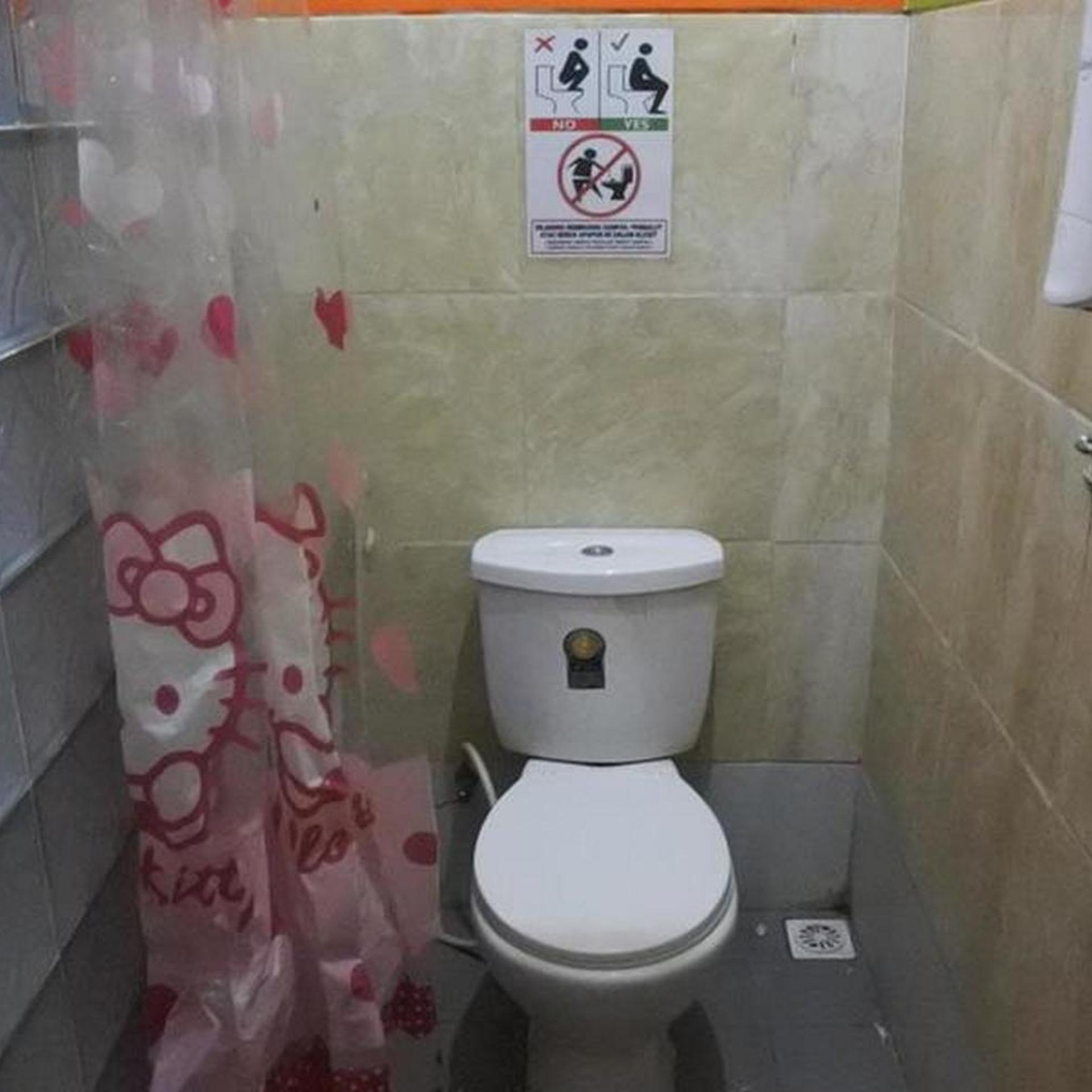 OYO 3727 Homestay Gayatri Sawojajar 54/57