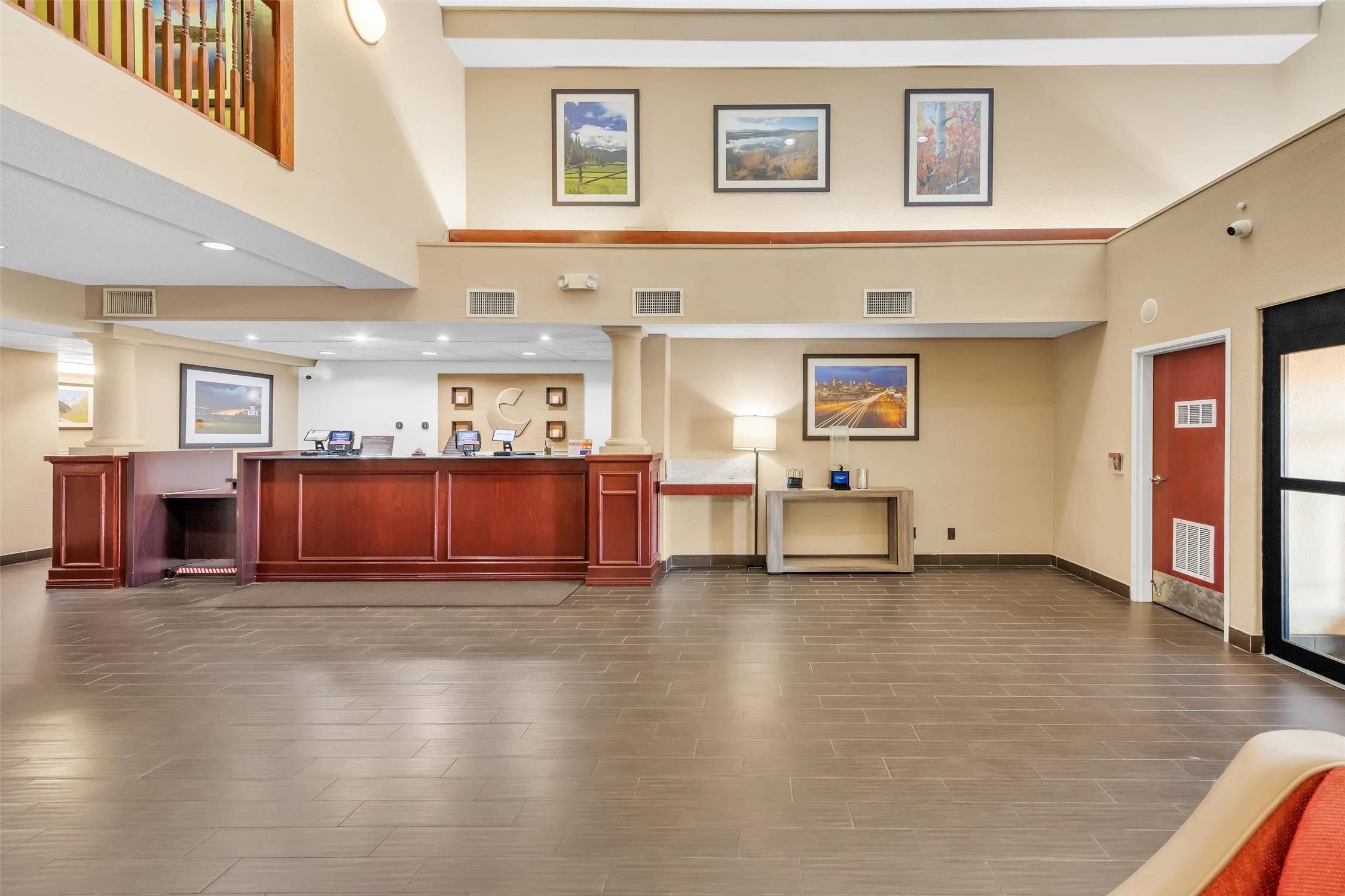 Comfort Suites Lakewood - Denver 7/38