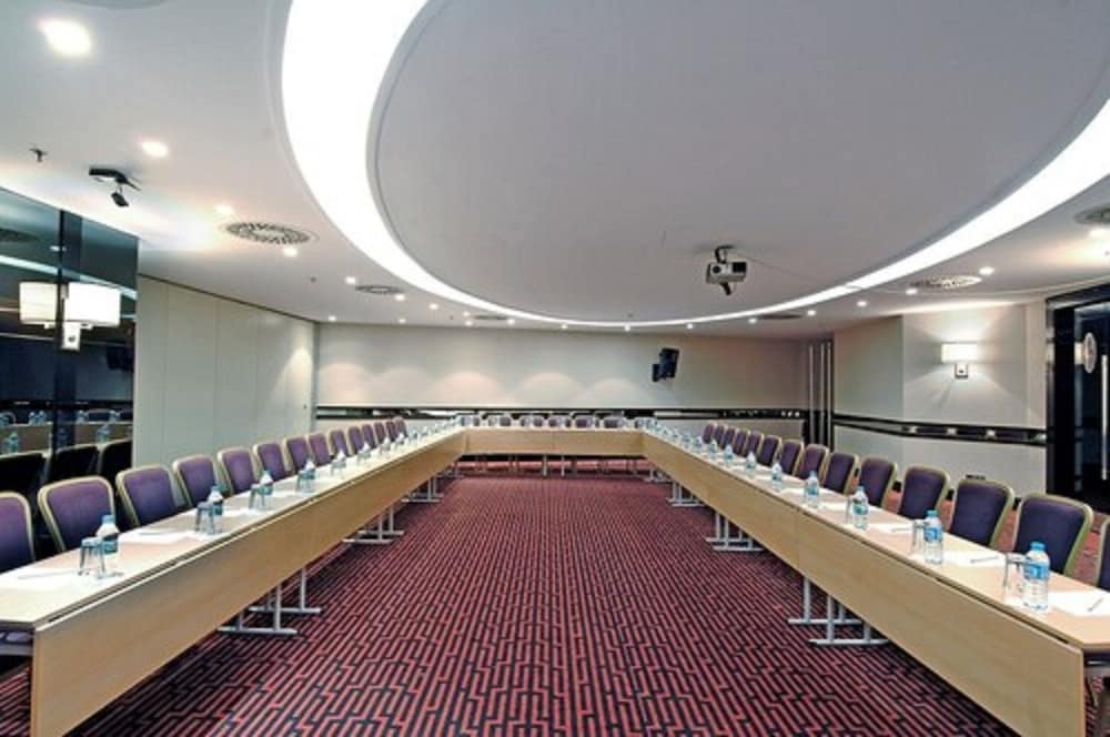 Taxim Hill Hotel 50/53