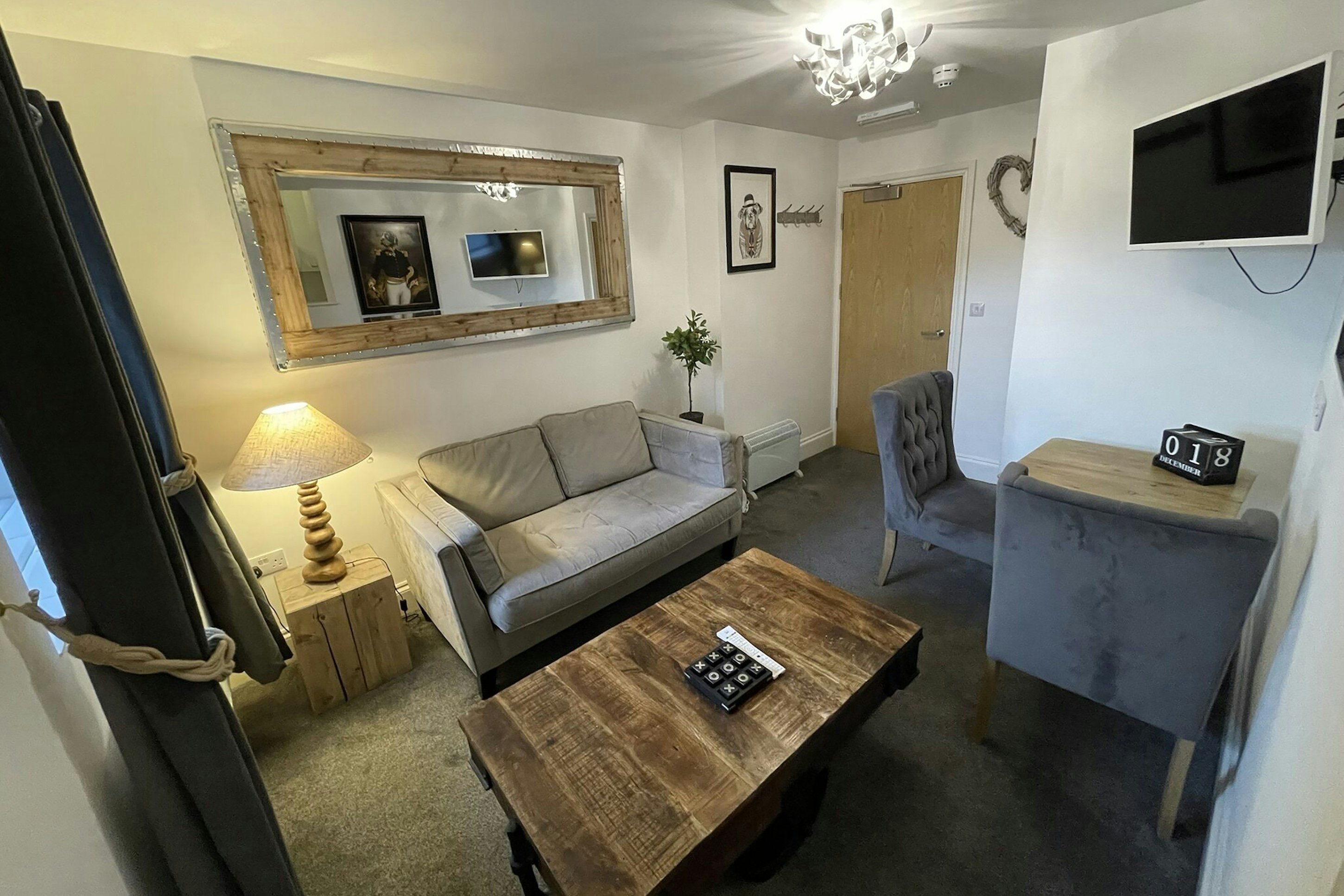 The Townhouse Bar Kitchen & Rooms 17/26