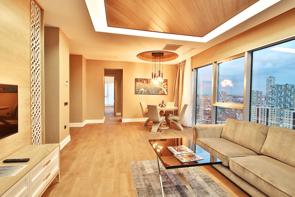 Bof Hotels Ceo Suites 34/73