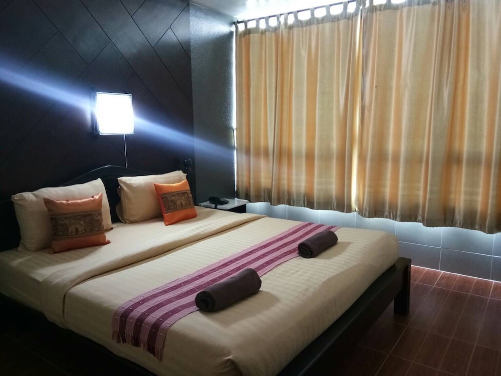 Km Kwanphayao Hotel 16/50