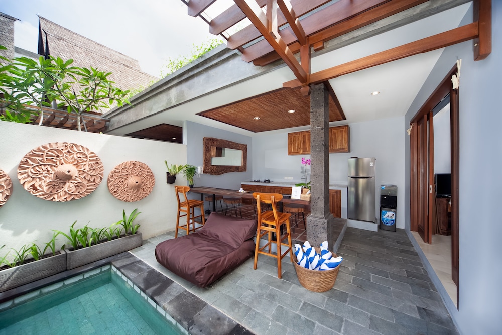 Kusuma Living and Villa Seminyak 40/56